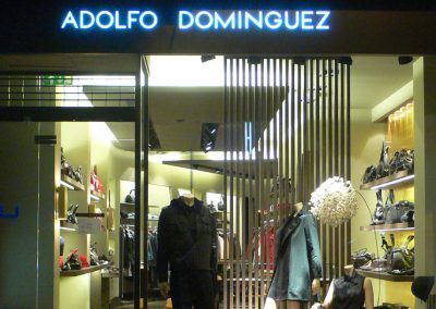 2007-TIENDA PARA ADOLFO DOMINGUEZ